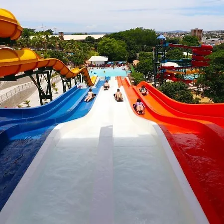 Spazzio Diroma Acqua Park Luxo - Parque Aquatico Incluso Caldas Novas Exterior foto